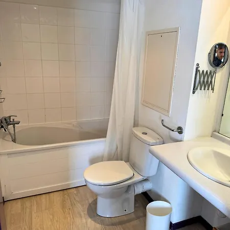 L'essentiel - Gare - Climatisation - Proche Du Centre Лурд